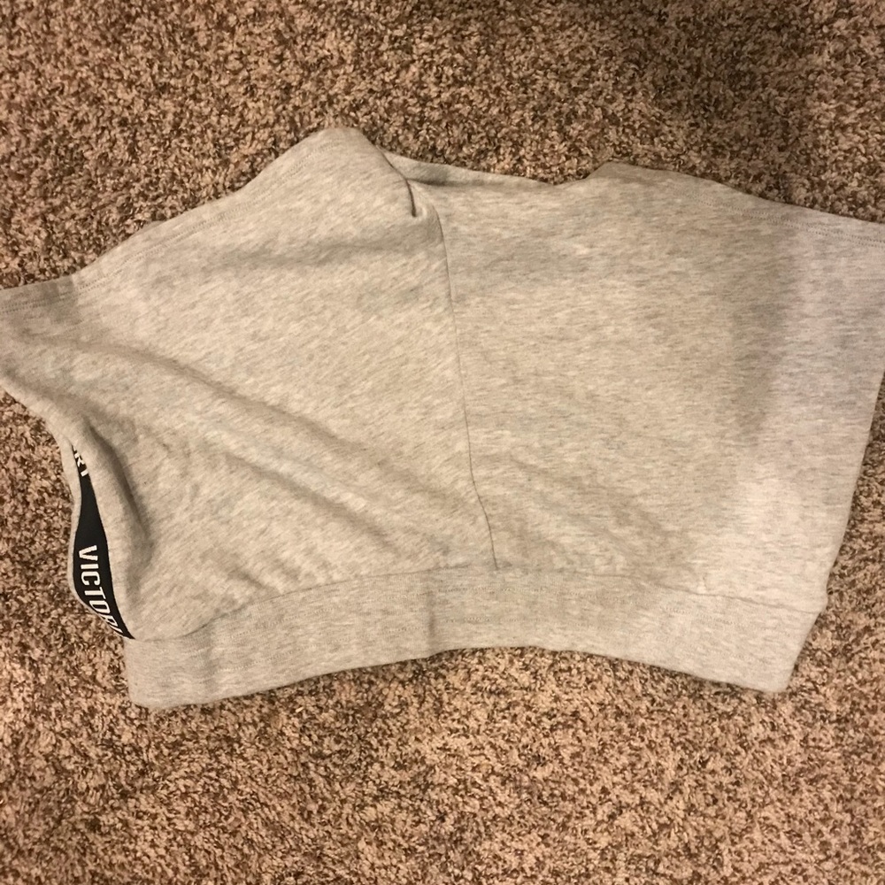 Shorts - Picture 2 of 2